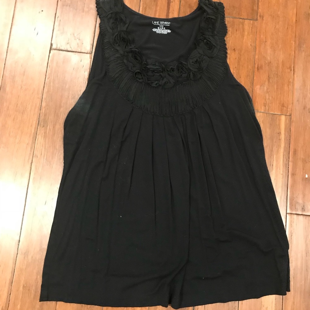 Cute tank with rosette detail